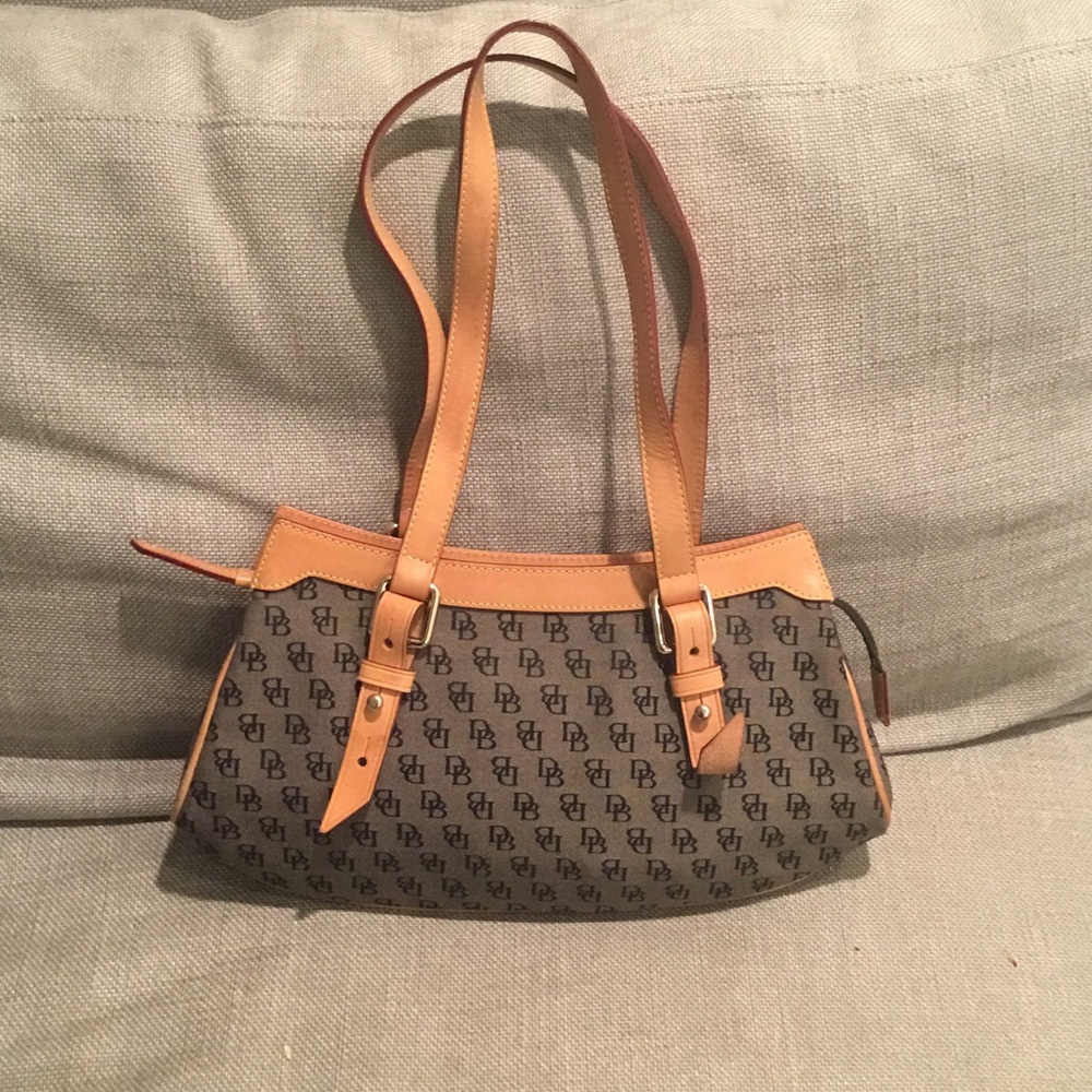 Dooney & Bourke Shoulder Bag